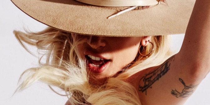 lady-gaga-ayo-670x335.jpg