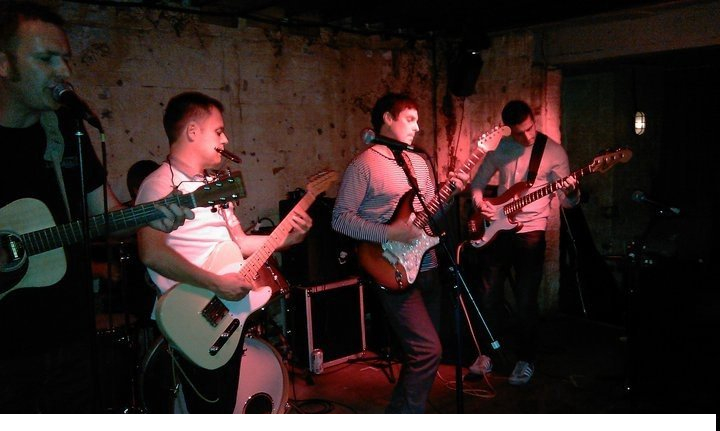 mohebbi band live review