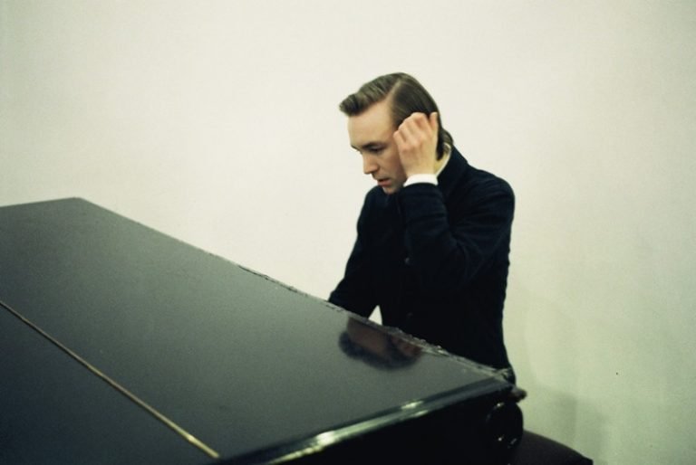 Listen: Francis Lung – ‘A Selfish Man’