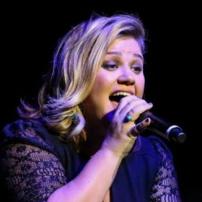 “shake It Off” (taylor Swift) Covered By Kelly Clarkson - All-noise