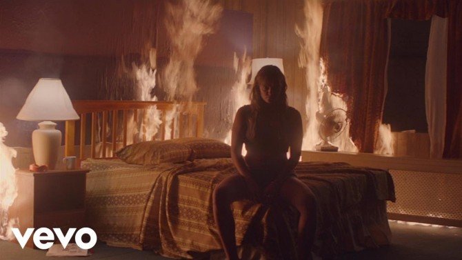 Tove-Lo-Fairy-Dust