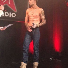liam-payne-shirtless-4