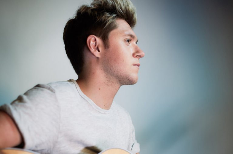 Niall Horan Launches Pre-Order And Track List of ‘Flicker’