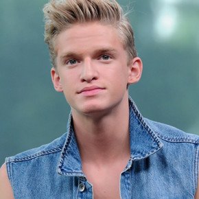 cody simpson underwater