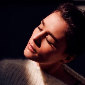 Jessie-Ware_Overtime