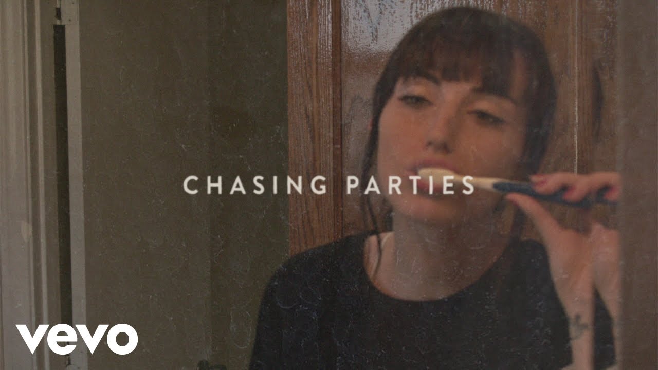 Sasha-Sloan_Chasing-Parties