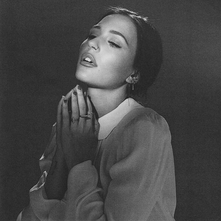 Lennon Stella Premieres a Song, “BITCH (takes one to know one)”. Stream Here: