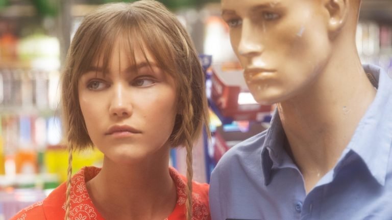 Single Review + MV: “Waste My Time” By Grace VanderWaal